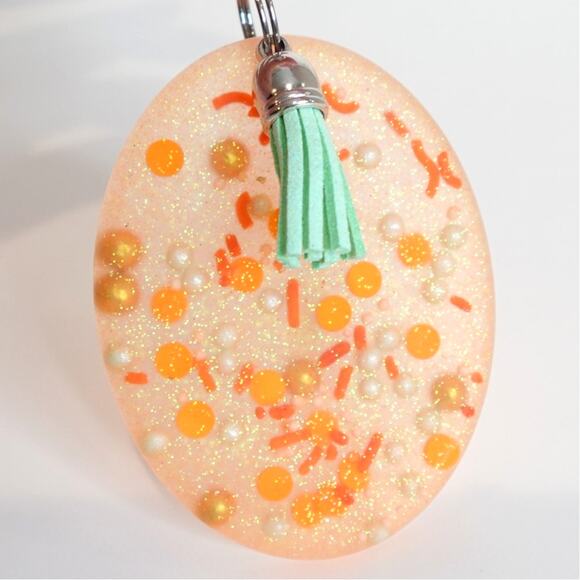 NEW GIFT / Oval Frosted Resin Keychain / Clip On - Picture 1 of 3